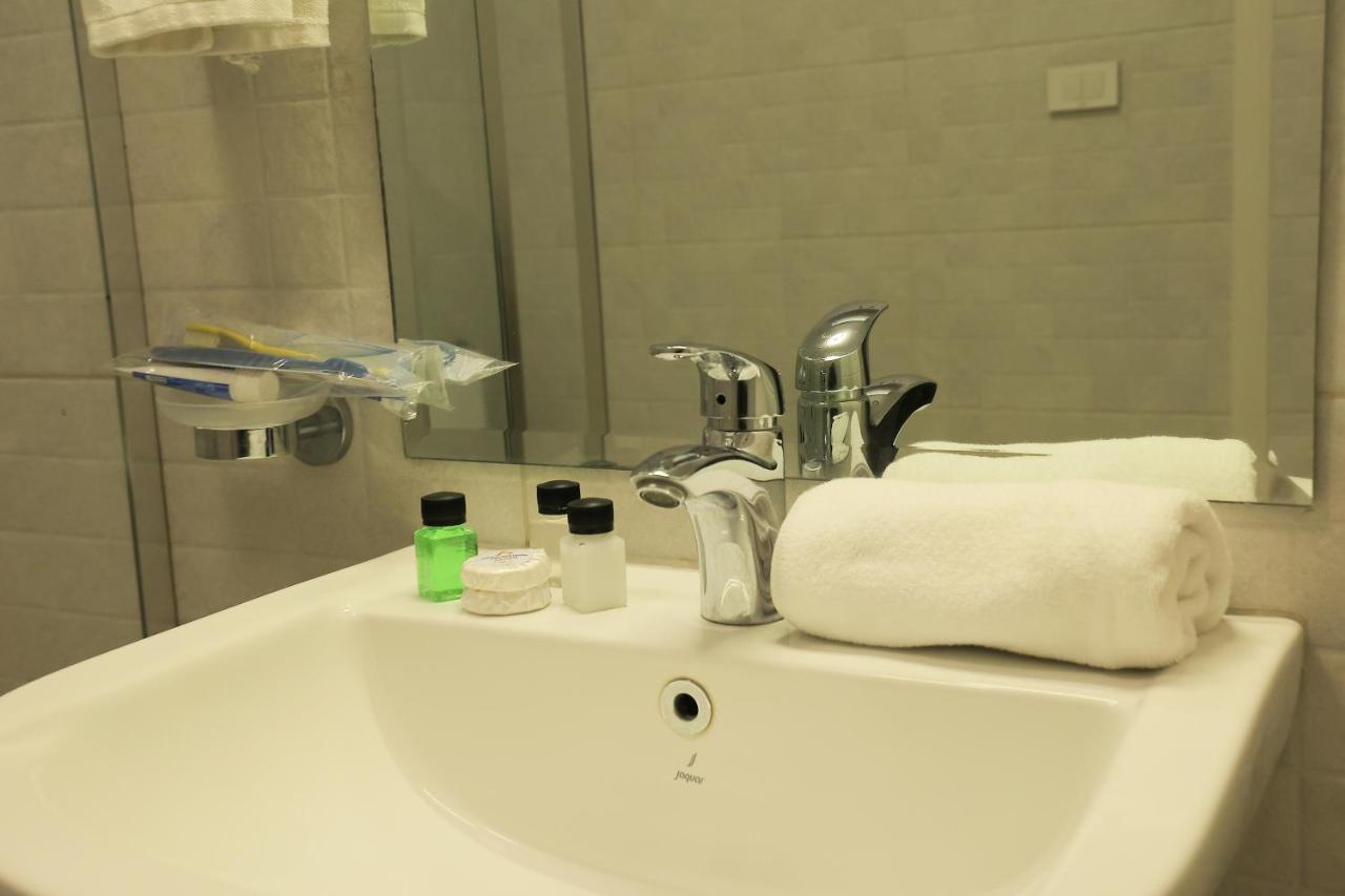 Andromeda Hotel แอดดิสอาบาบา ภายนอก รูปภาพ